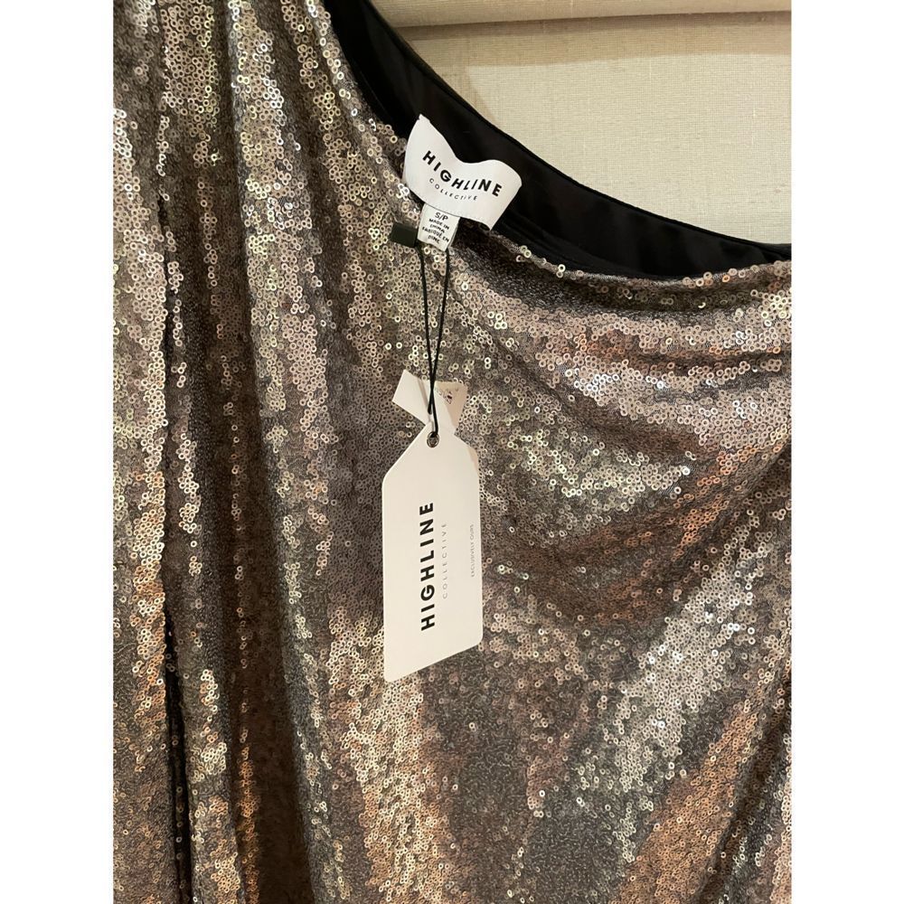 Highline Collective S/P Silver Sequin One Shoulder Dress - Picture 2 of 5
